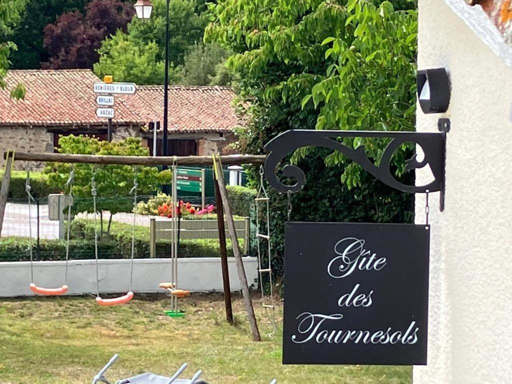 Gite Des Tournesols Oradour-Fanais Ngoại thất bức ảnh